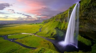 10 Fakta Unik Islandia, Negara dengan Fenomena Alam yang Menakjubkan Islandia