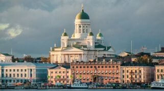 10 Fakta Unik Finlandia yang Membuatnya Dijuluki Negara Paling Bahagia